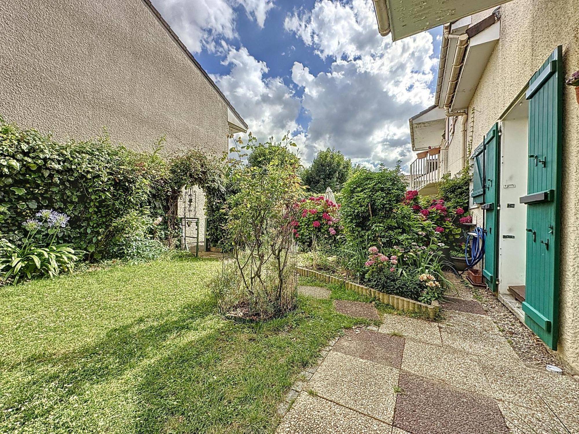 Maison 73M2 Avec Jardin St-Denis Saint-Denis  Bagian luar foto